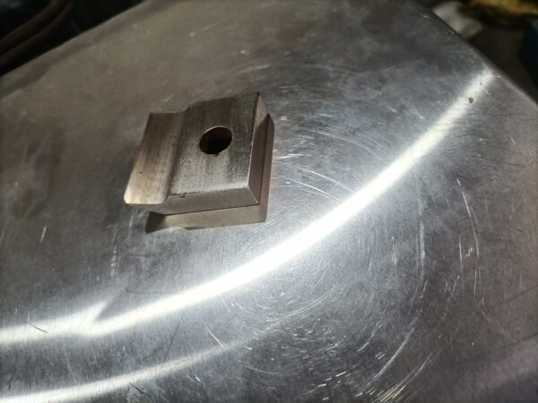 CUTTER  BLADE FOR GRANULATORS