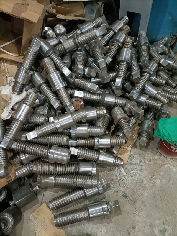 Bench bolt and nut - Image 2